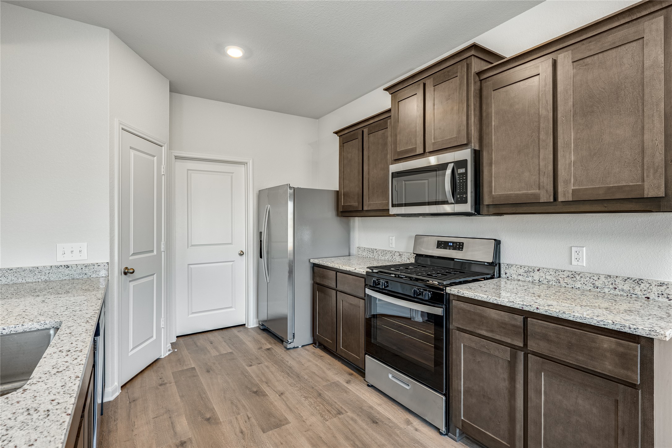 932 Cawthorne Trail Fort Worth TX 76108