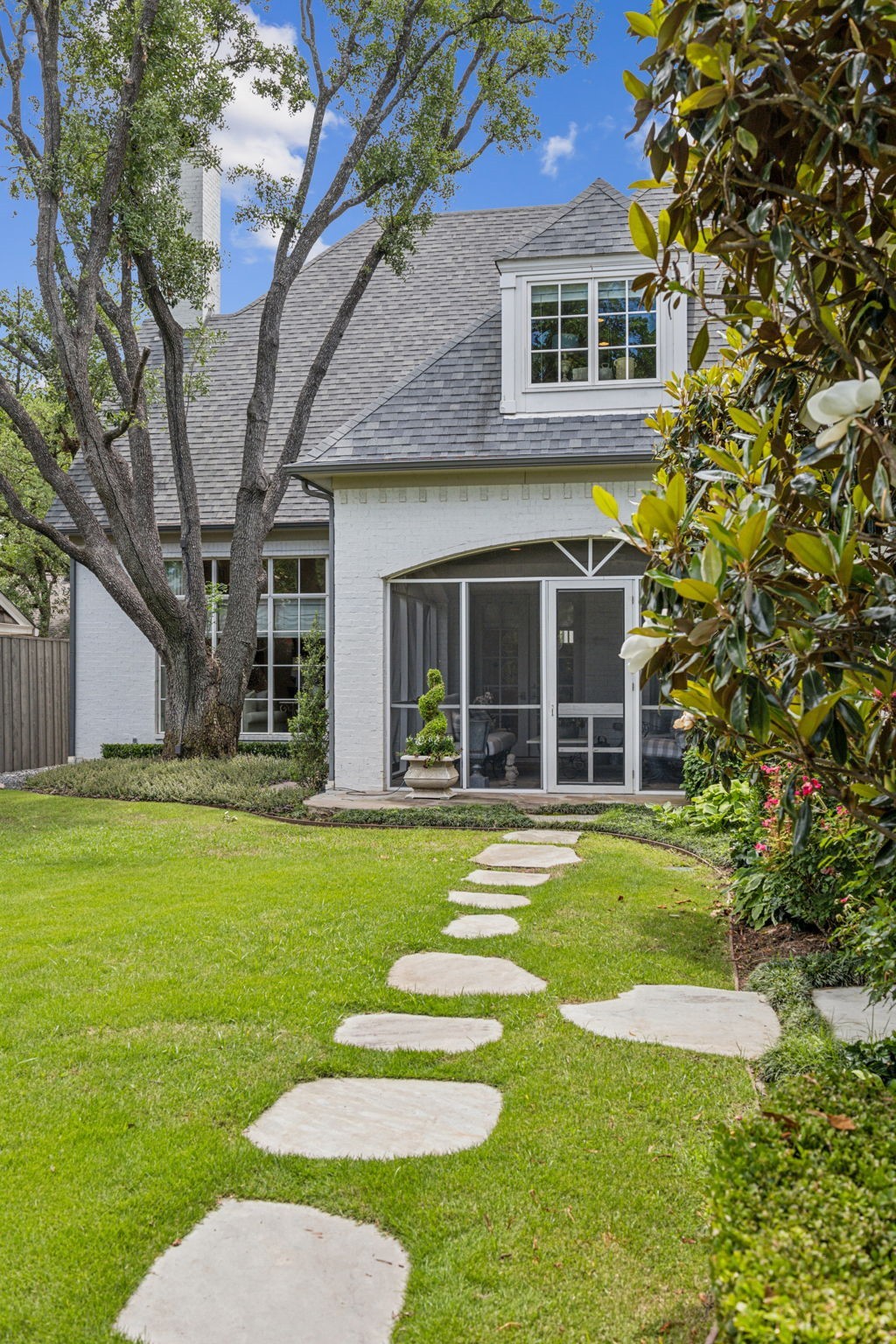 6515 Stichter Avenue Dallas TX 75230