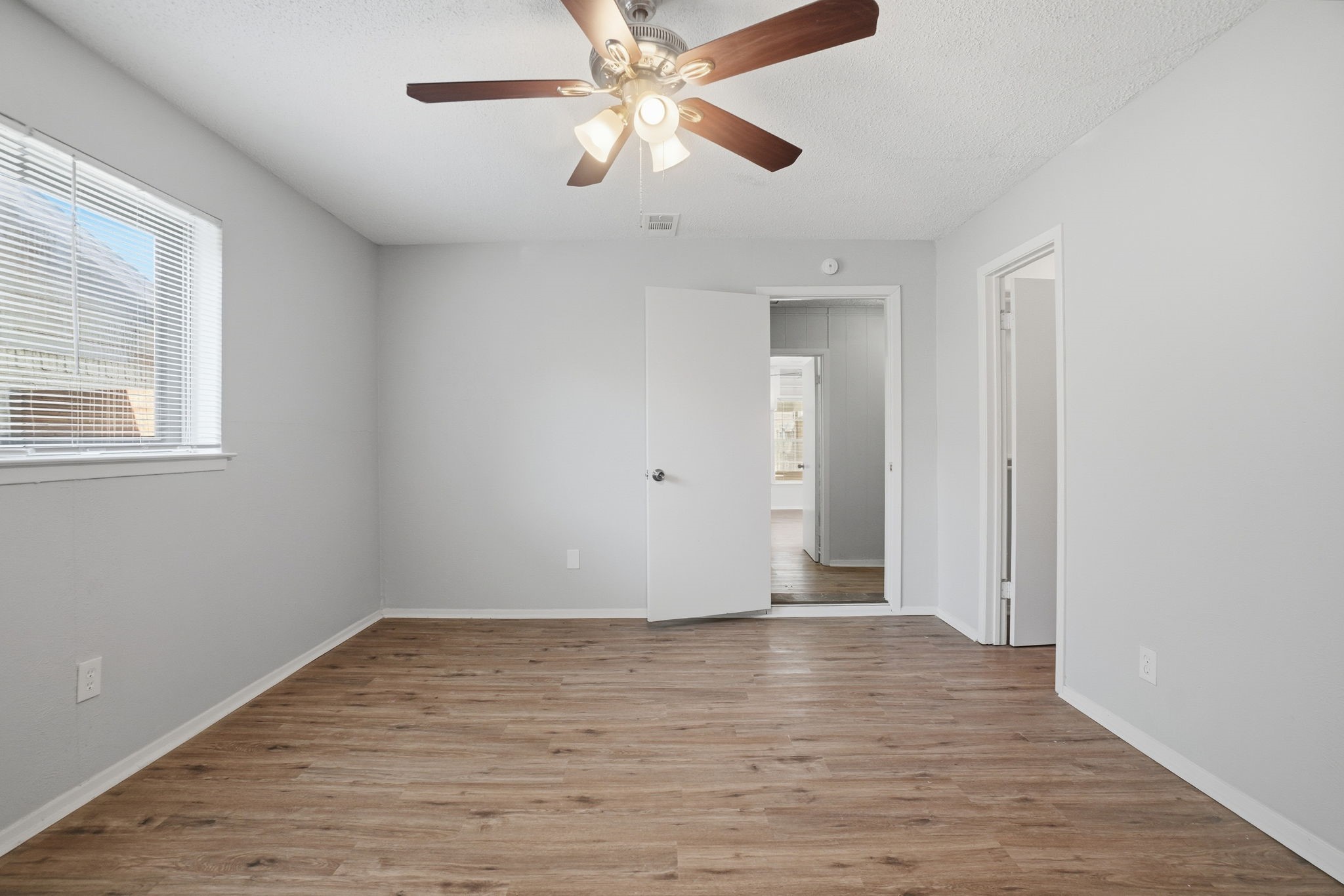 1917 Aspen Lane Garland TX 75044