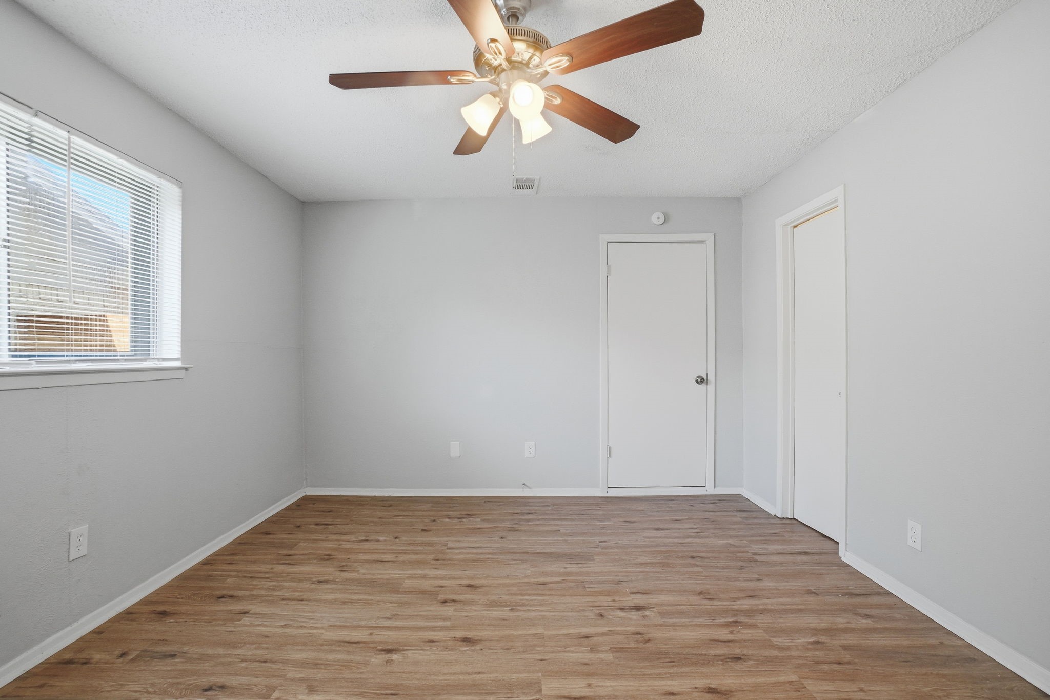 1917 Aspen Lane Garland TX 75044
