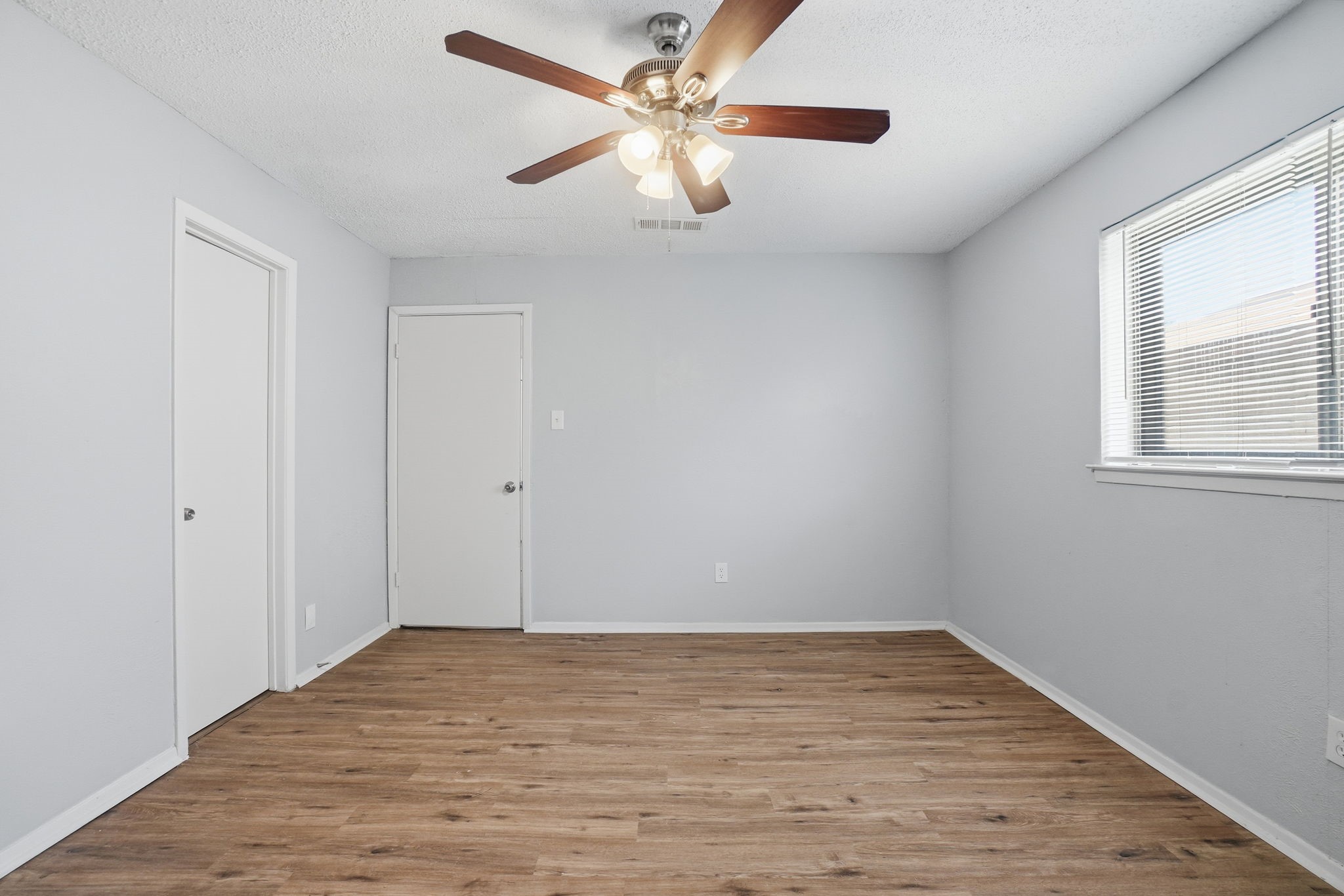 1917 Aspen Lane Garland TX 75044