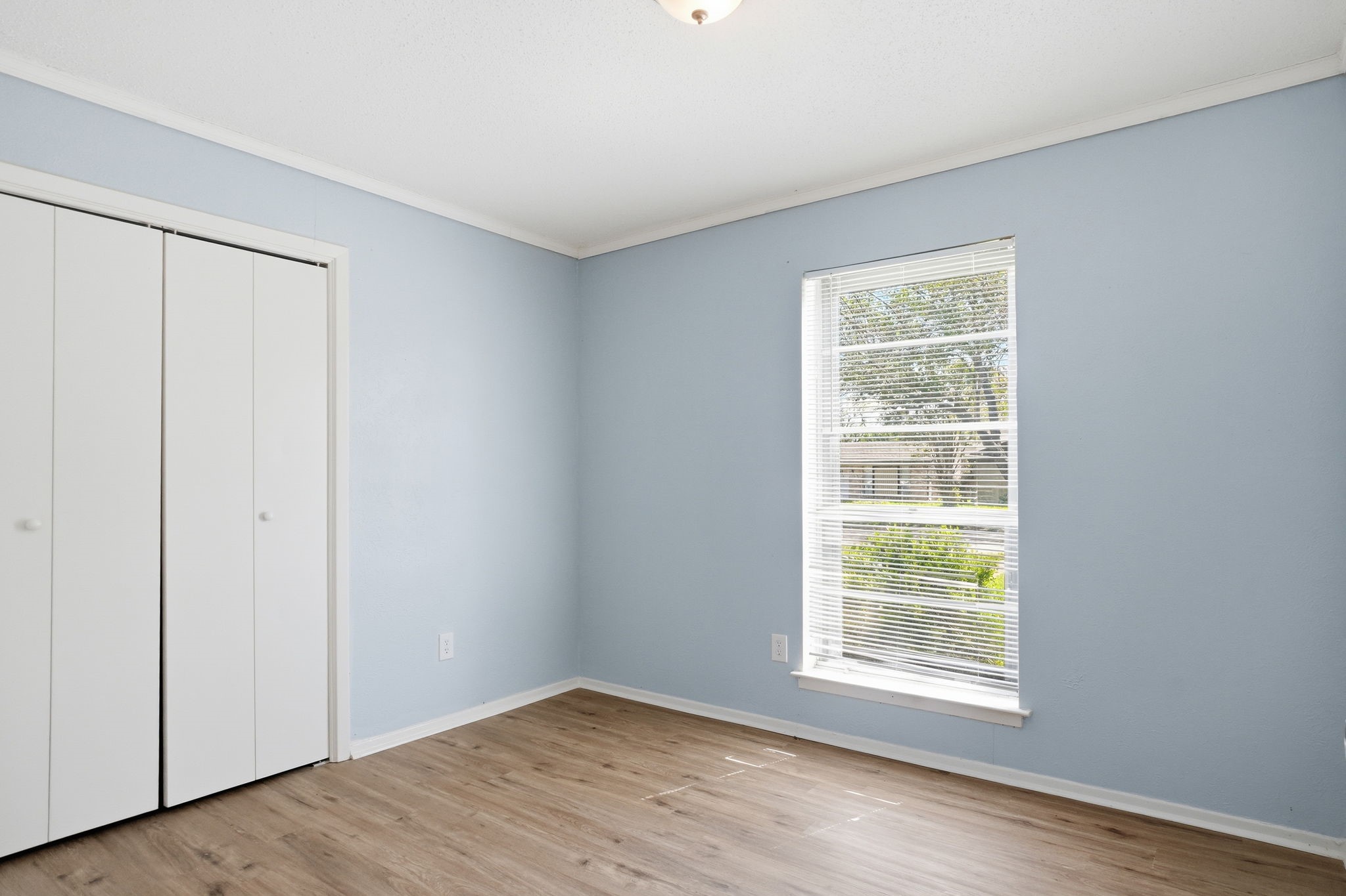 1917 Aspen Lane Garland TX 75044
