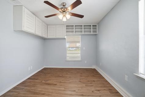 1917 Aspen Lane Garland TX 75044