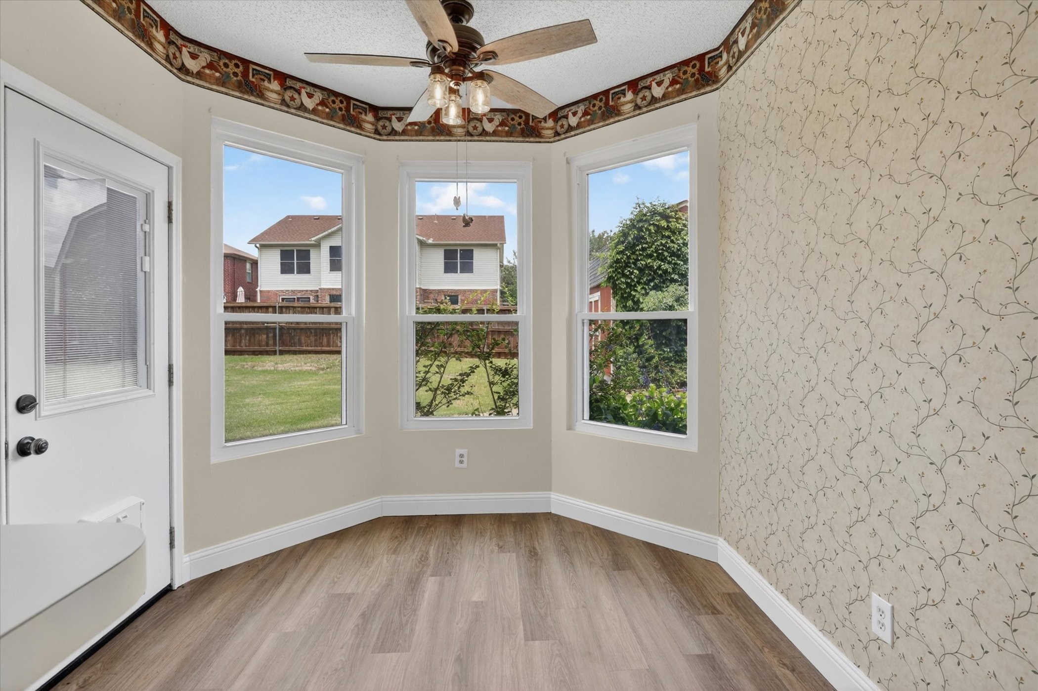 211 Milton Drive Arlington TX 76002
