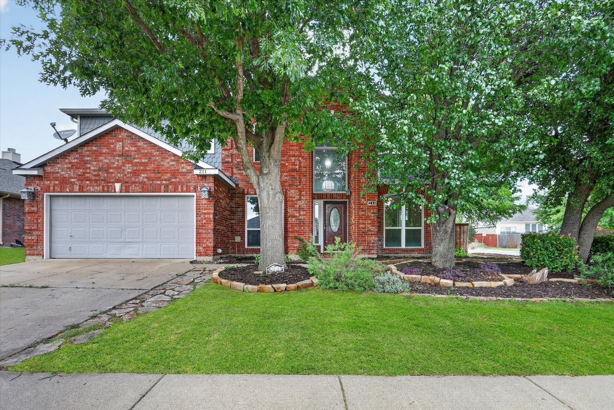 211 Milton Drive Arlington TX 76002