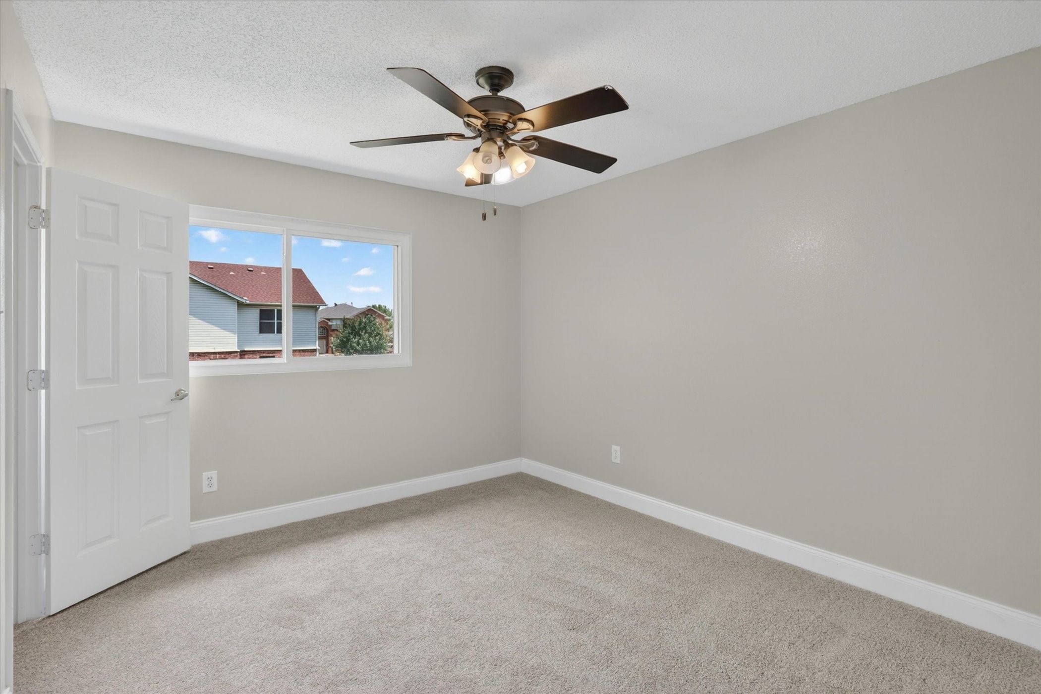 211 Milton Drive Arlington TX 76002