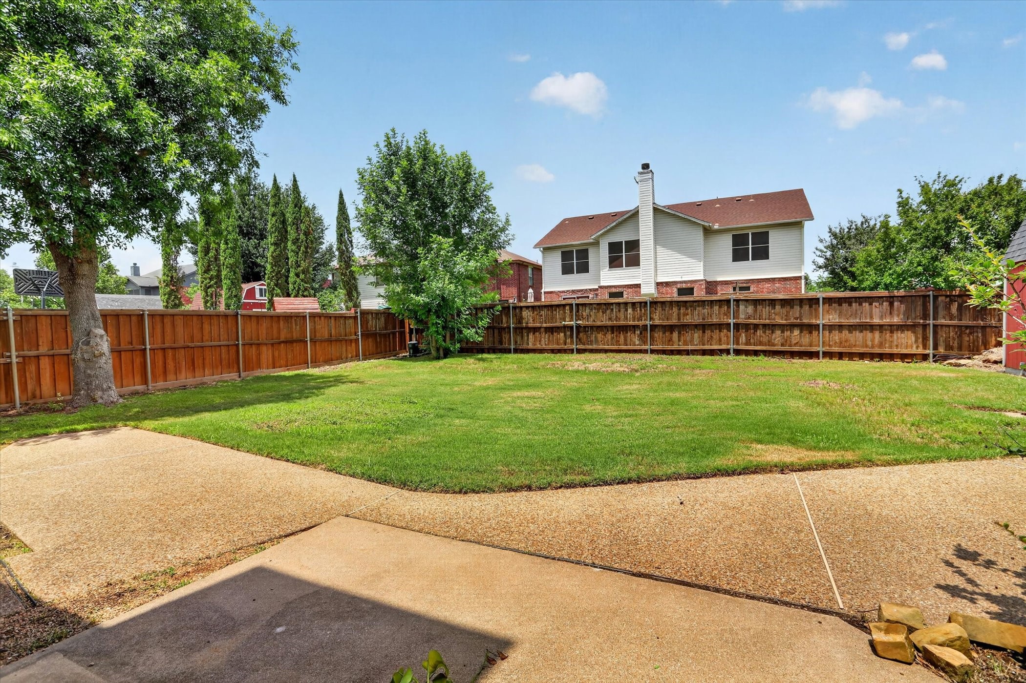 211 Milton Drive Arlington TX 76002