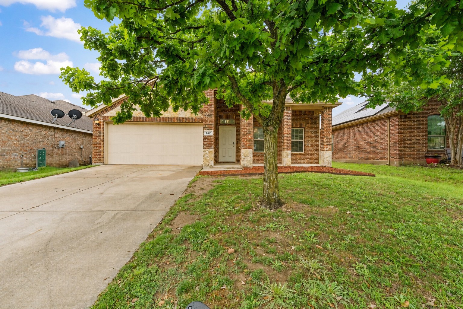 227 Old Spanish Trail Waxahachie TX 75167