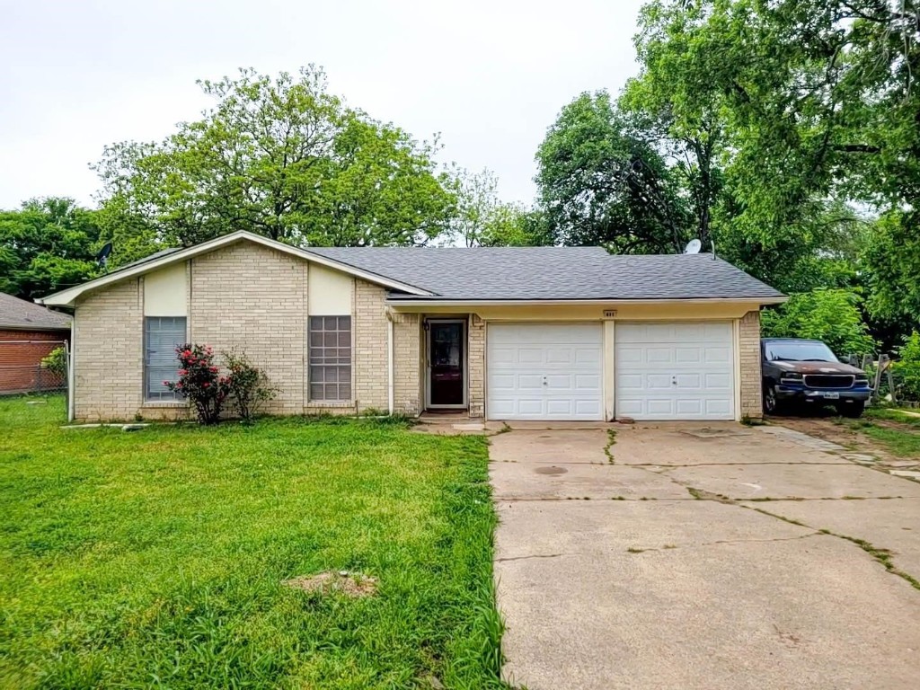 411 Hopkins Avenue Seagoville TX 75159