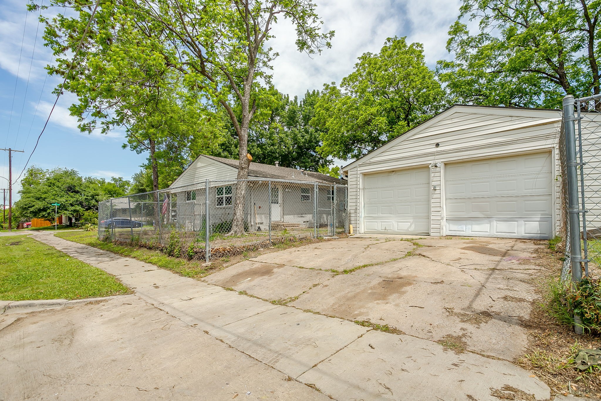 1304 Juanita Street Mesquite TX 75149