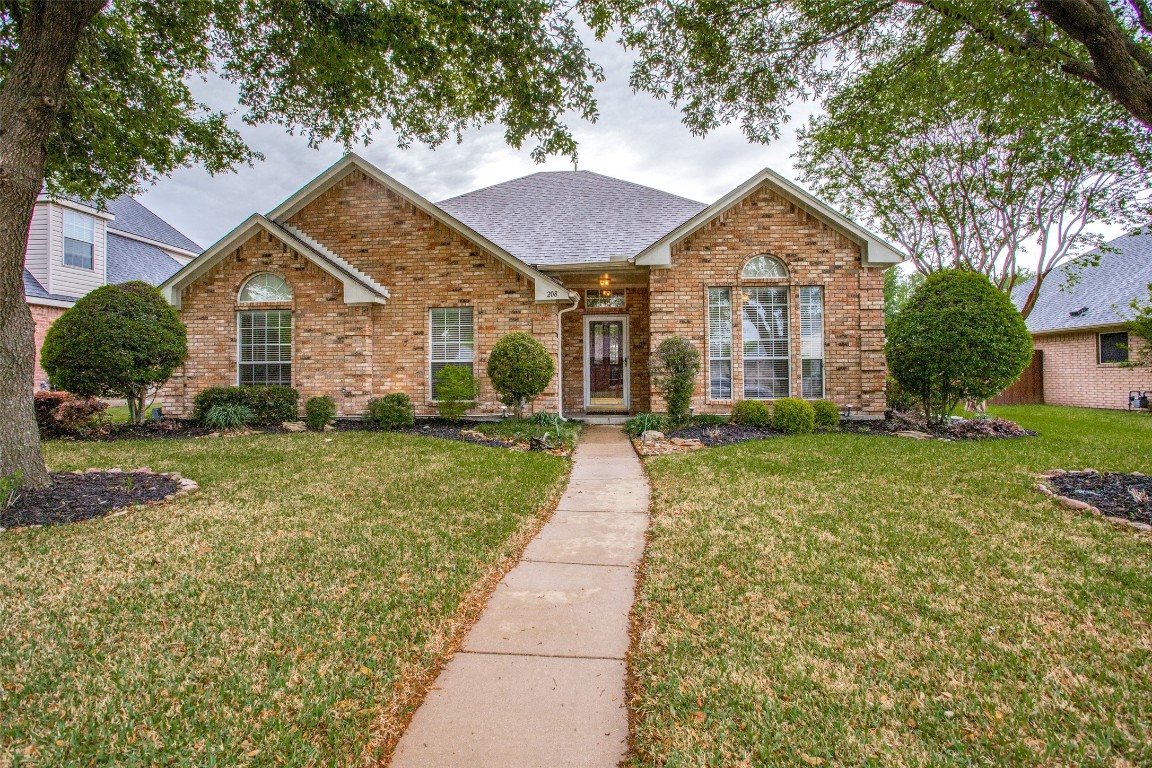 208 Sendero Drive Waxahachie TX 75165