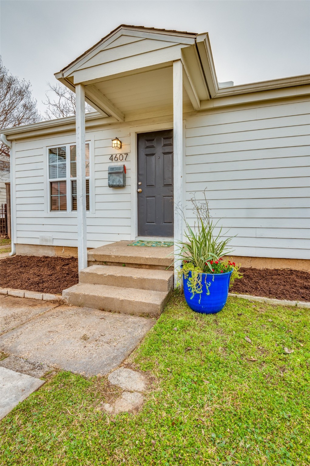 4607 Stigall Drive Dallas TX 75209