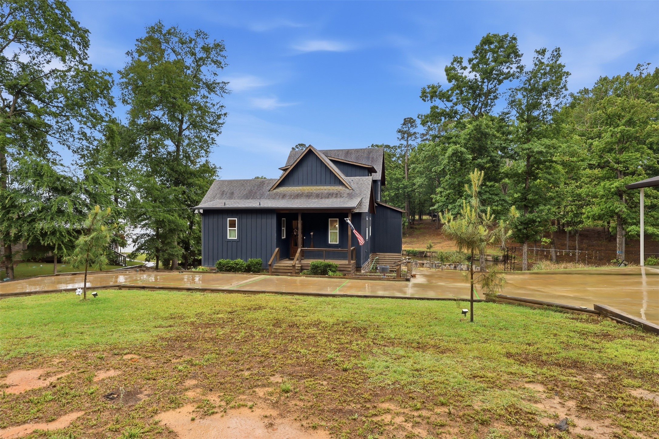 114 King Club Circle Scroggins TX 75480