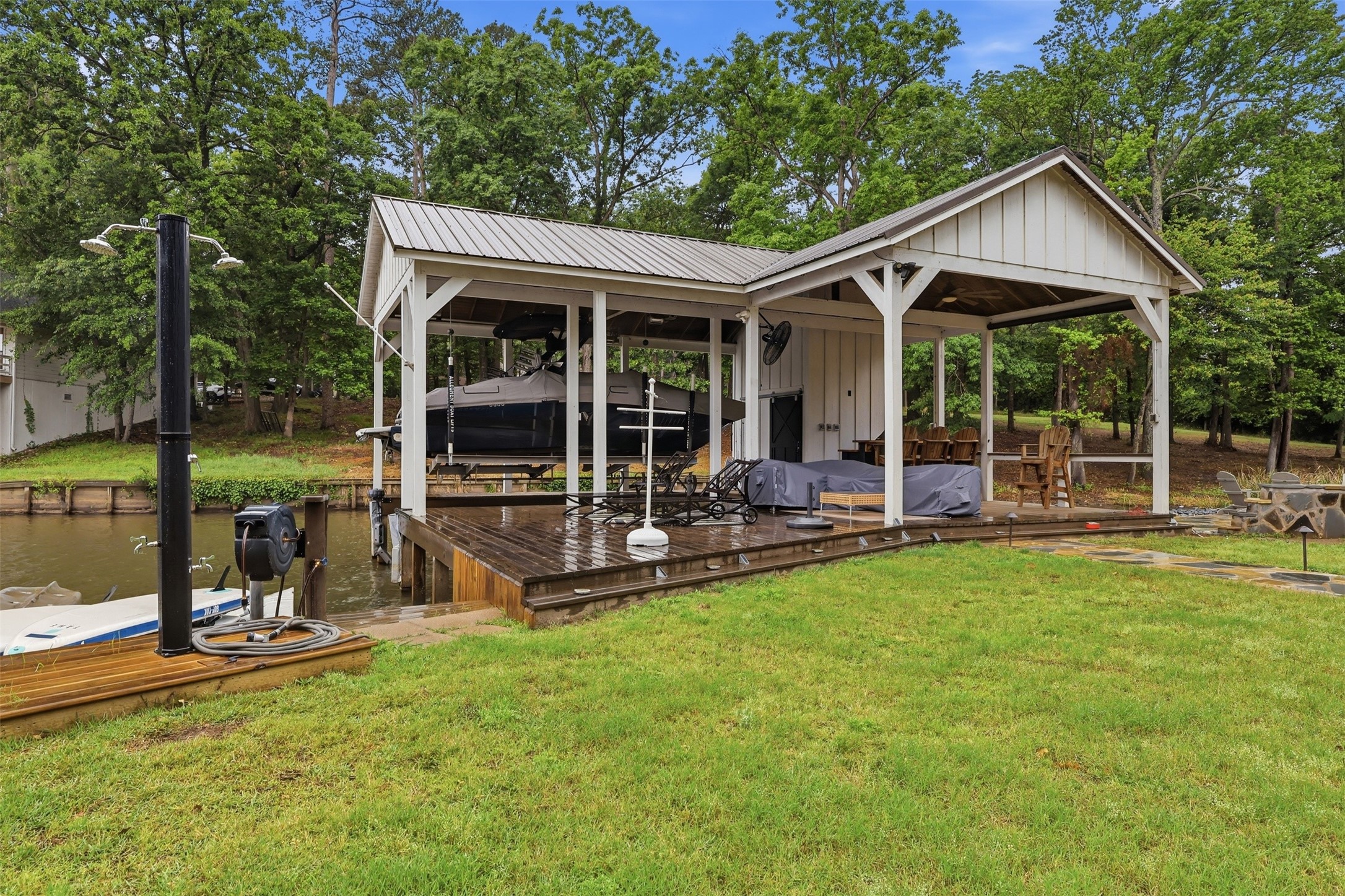114 King Club Circle Scroggins TX 75480