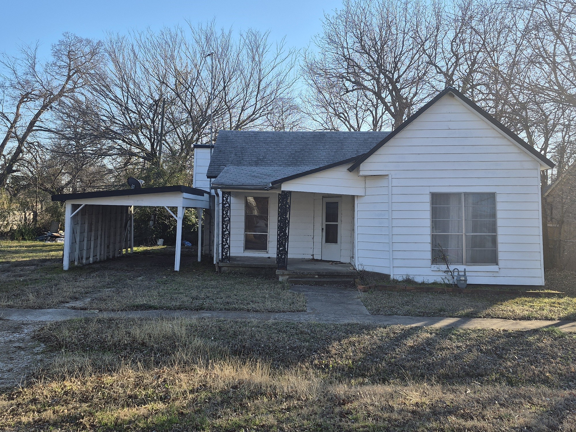 307 W Spruce Street Whitewright TX 75491