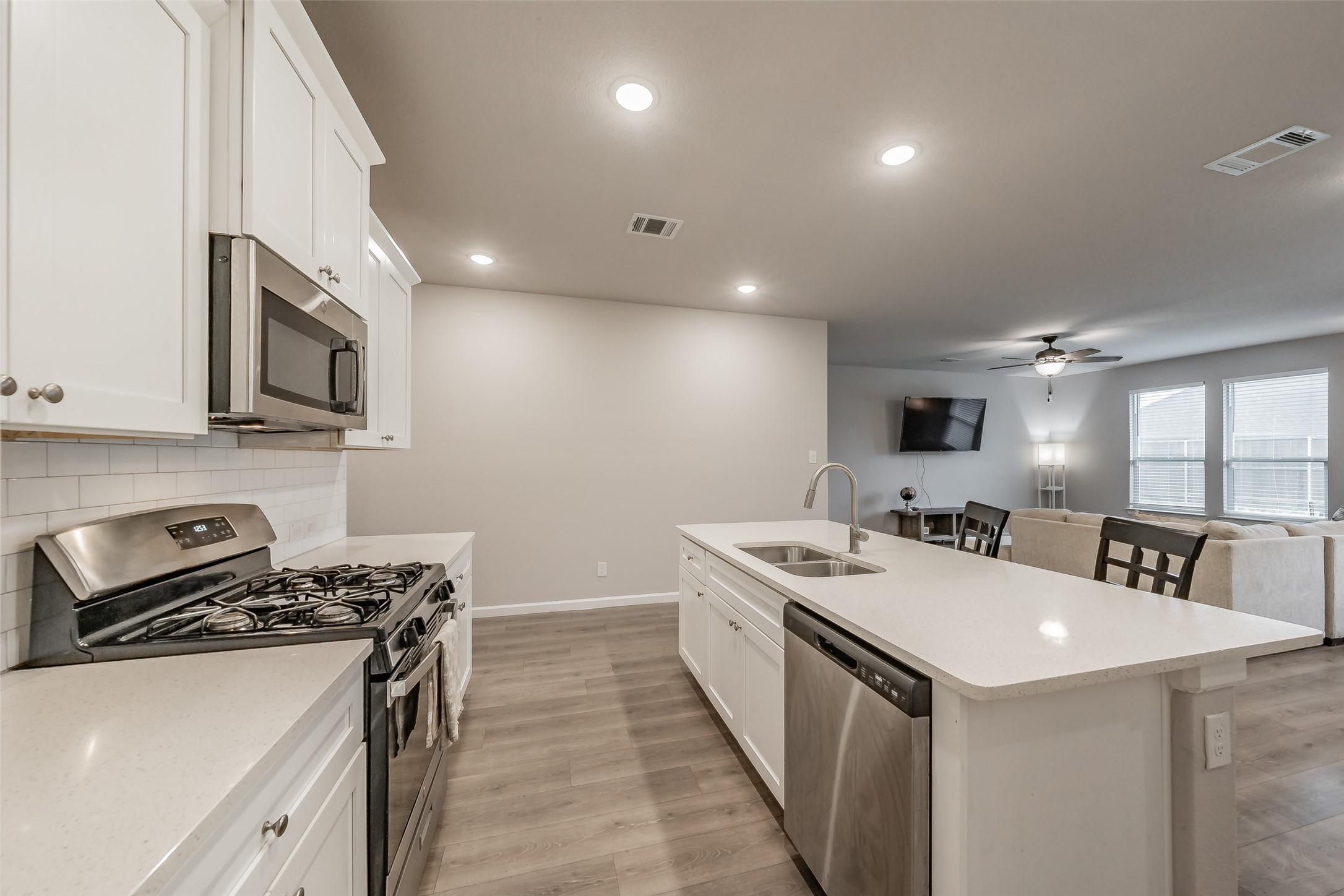 601 Bethpage Drive Red Oak TX 75154