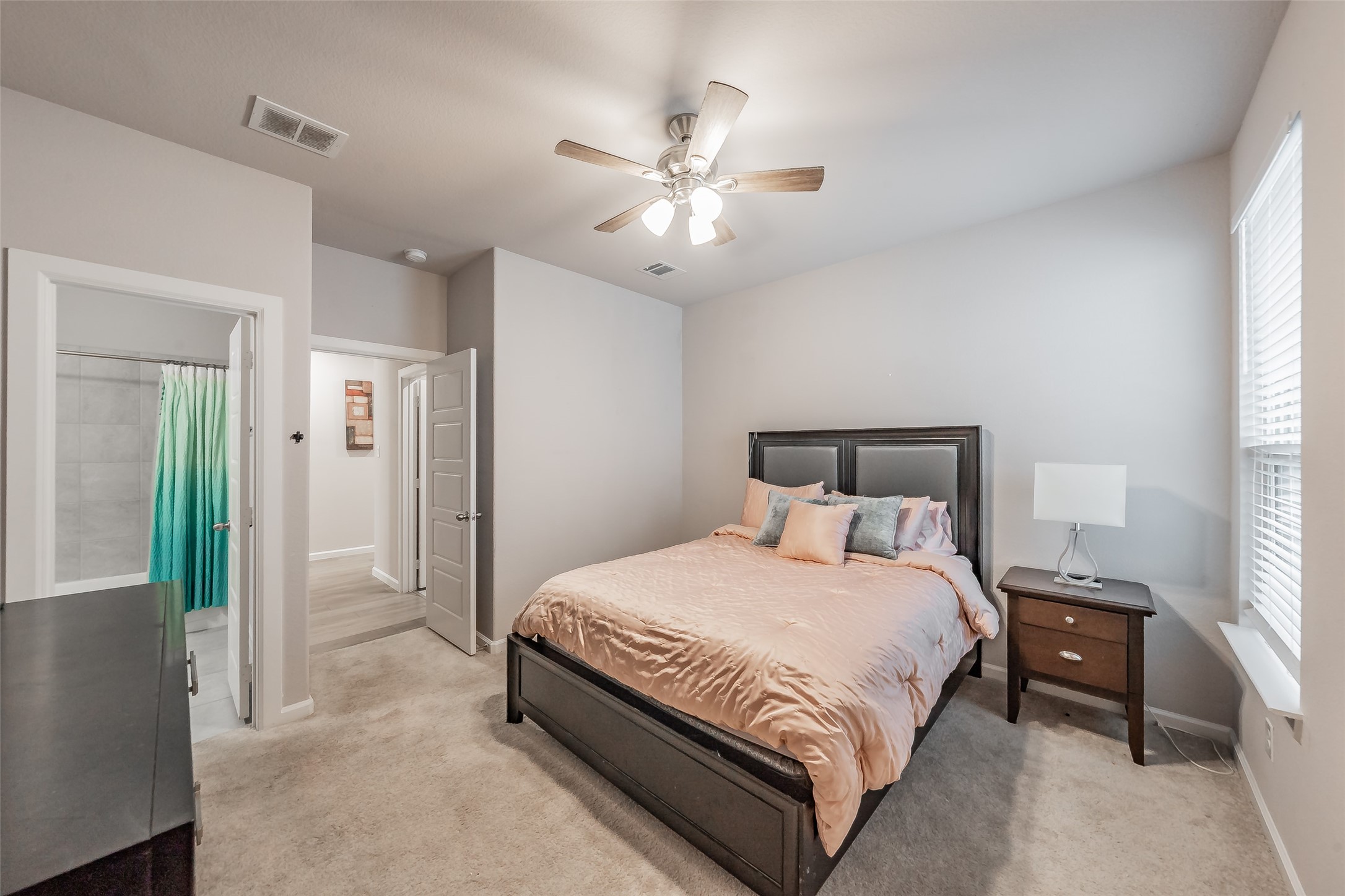601 Bethpage Drive Red Oak TX 75154