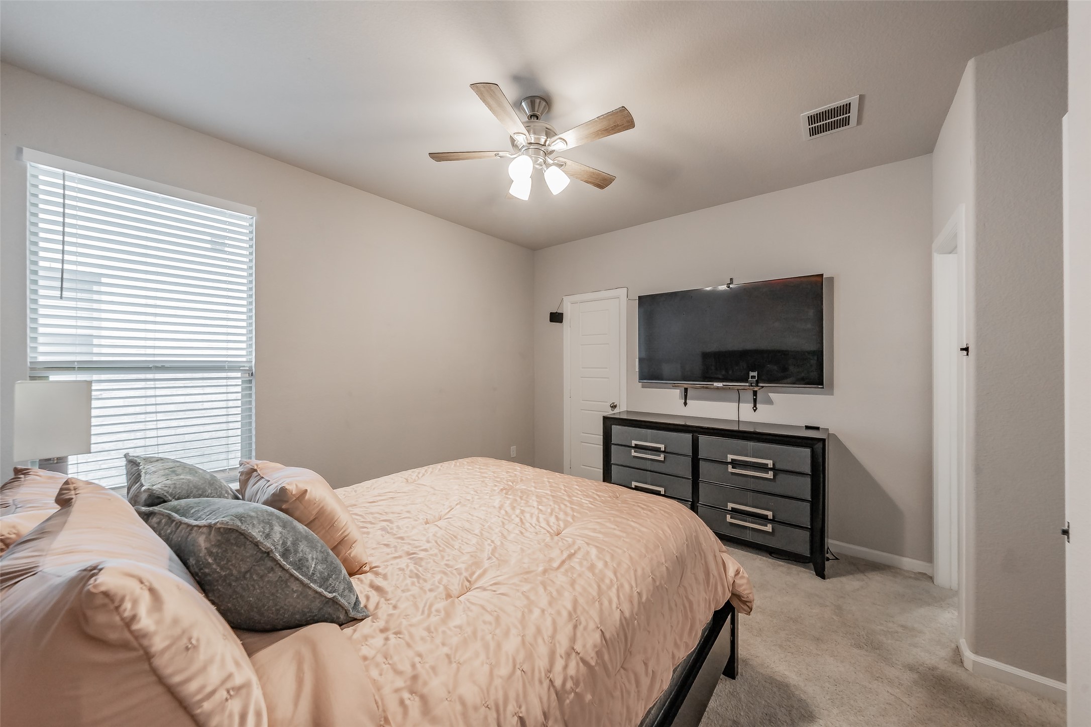 601 Bethpage Drive Red Oak TX 75154