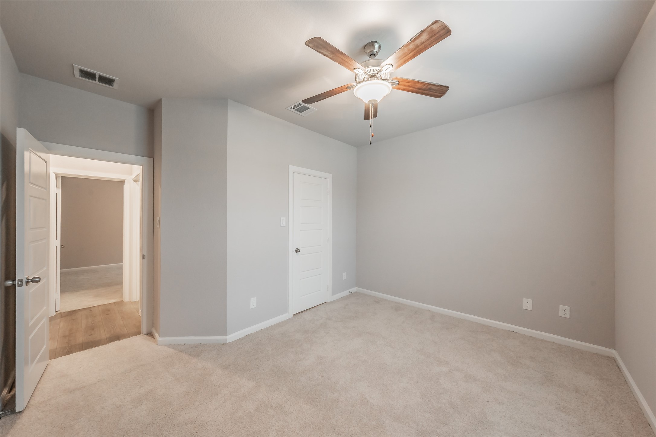 601 Bethpage Drive Red Oak TX 75154