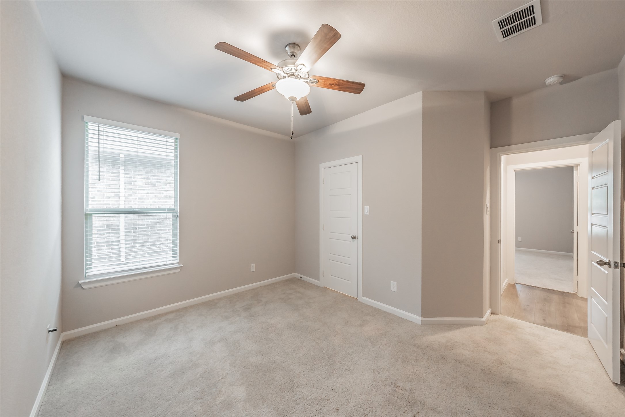 601 Bethpage Drive Red Oak TX 75154