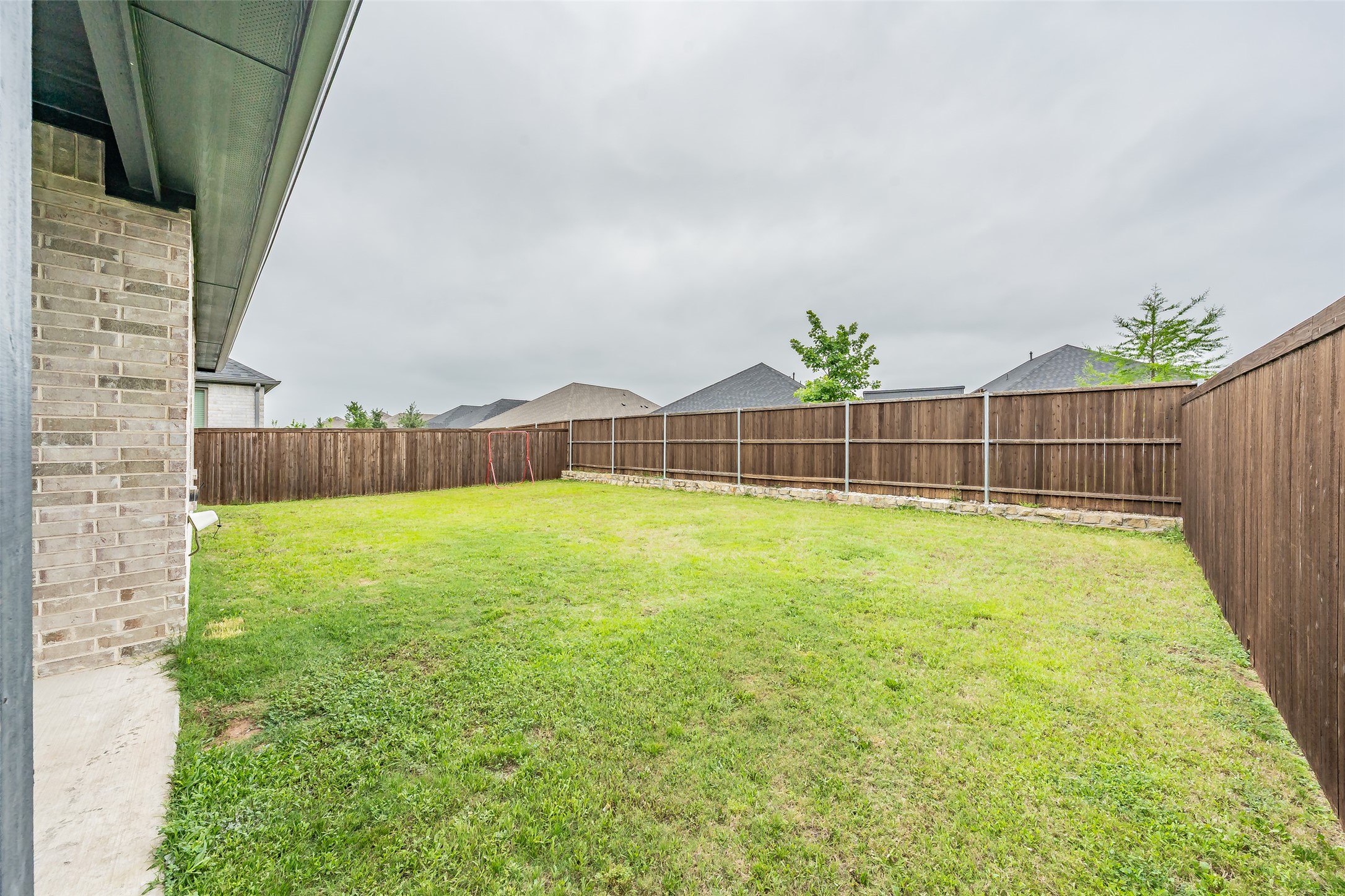 601 Bethpage Drive Red Oak TX 75154