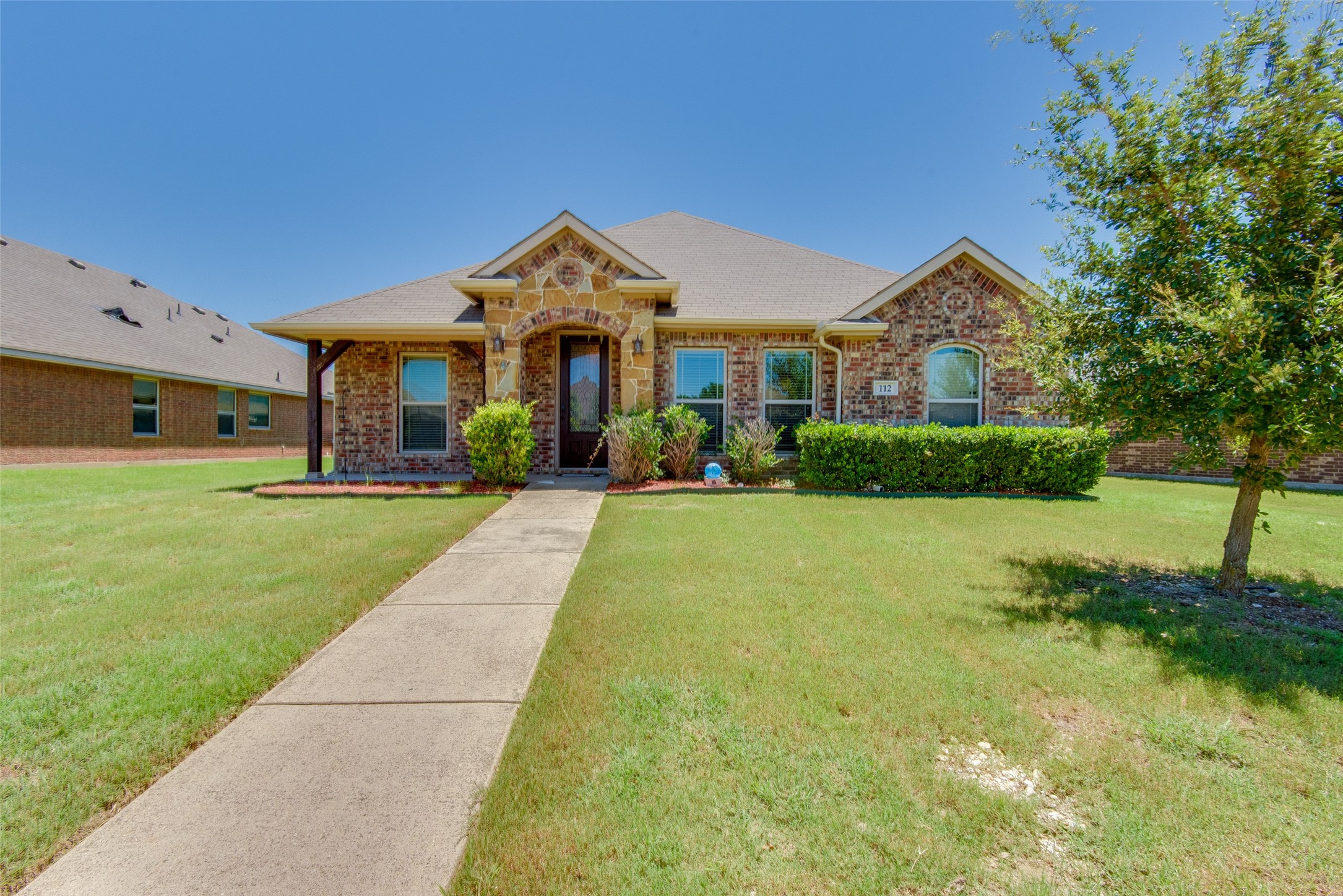 112 Cambridge Street Waxahachie TX 75165