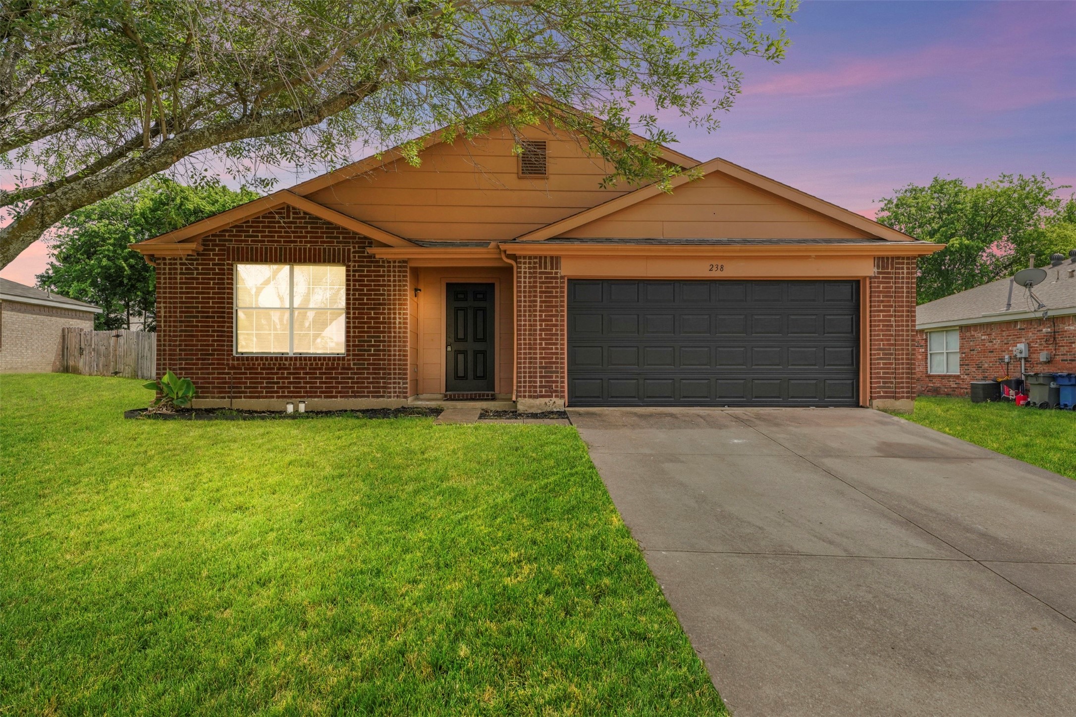 238 Fordham Drive Glenn Heights TX 75154
