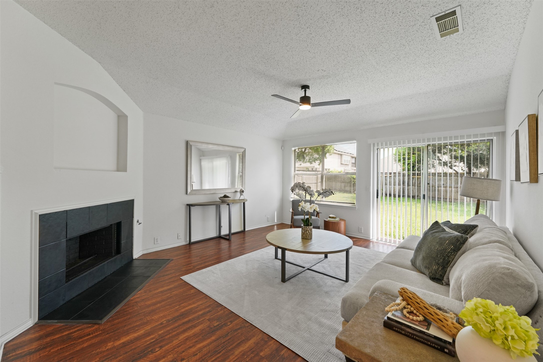 238 Fordham Drive Glenn Heights TX 75154