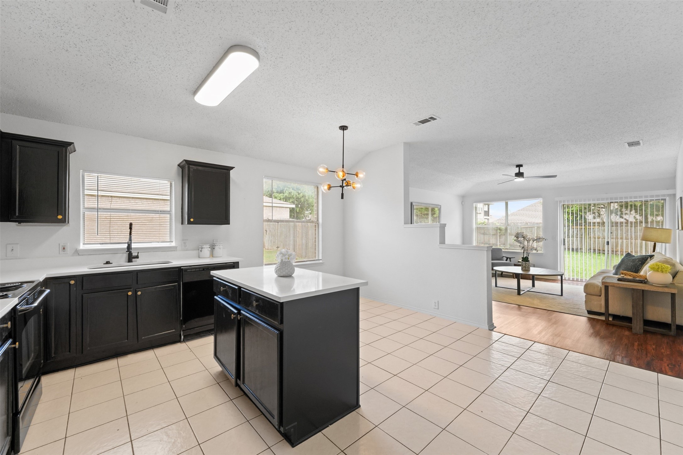 238 Fordham Drive Glenn Heights TX 75154