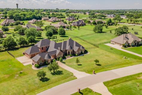112 Diamond Rose Drive Burleson TX 76028