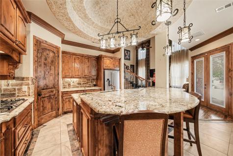 112 Diamond Rose Drive Burleson TX 76028