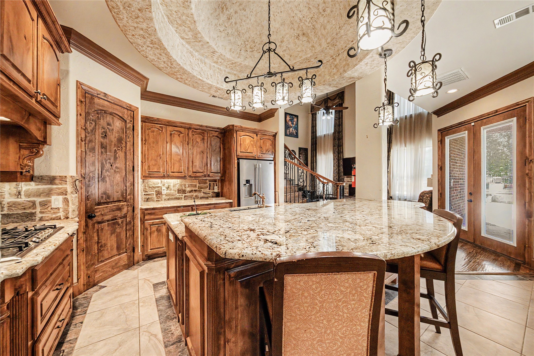 112 Diamond Rose Drive Burleson TX 76028