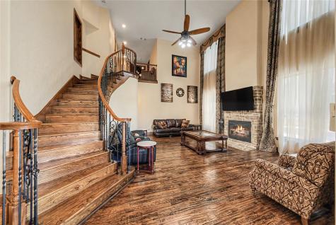 112 Diamond Rose Drive Burleson TX 76028