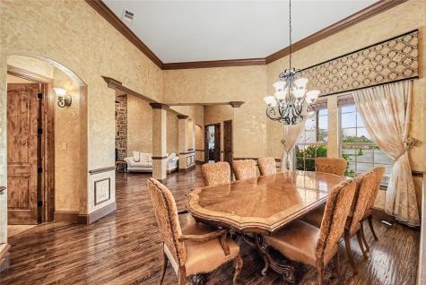 112 Diamond Rose Drive Burleson TX 76028