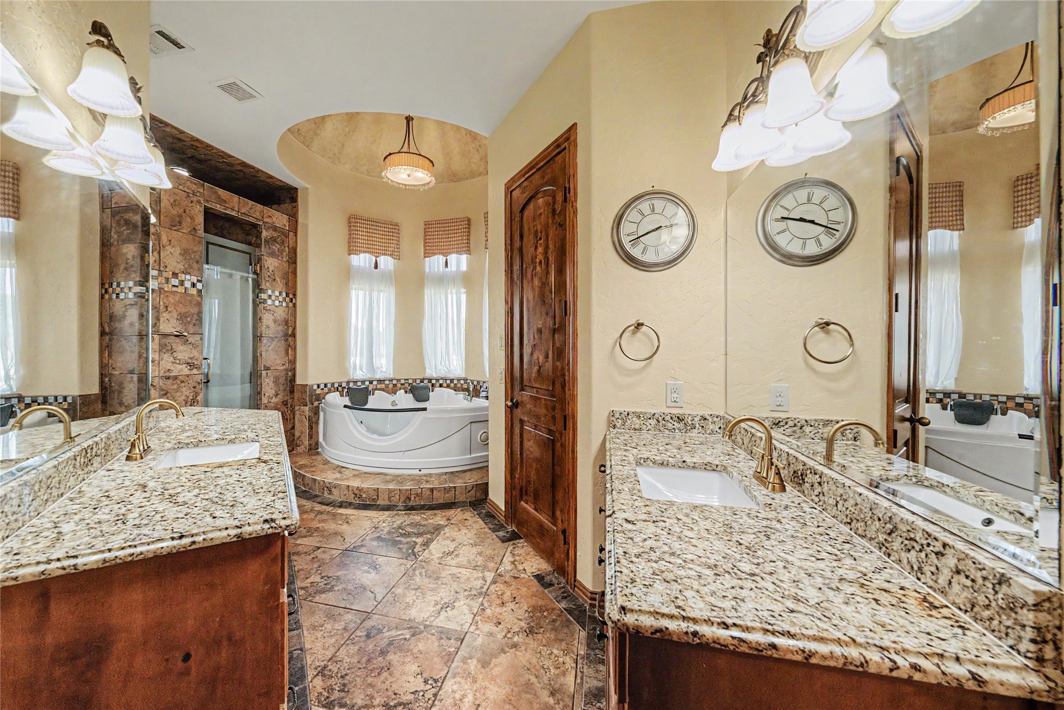 112 Diamond Rose Drive Burleson TX 76028
