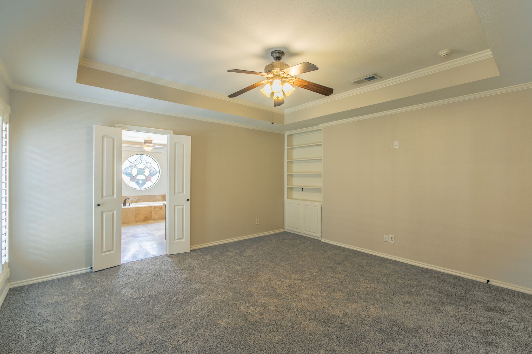 1925 Glenbrook Court Bedford TX 76021
