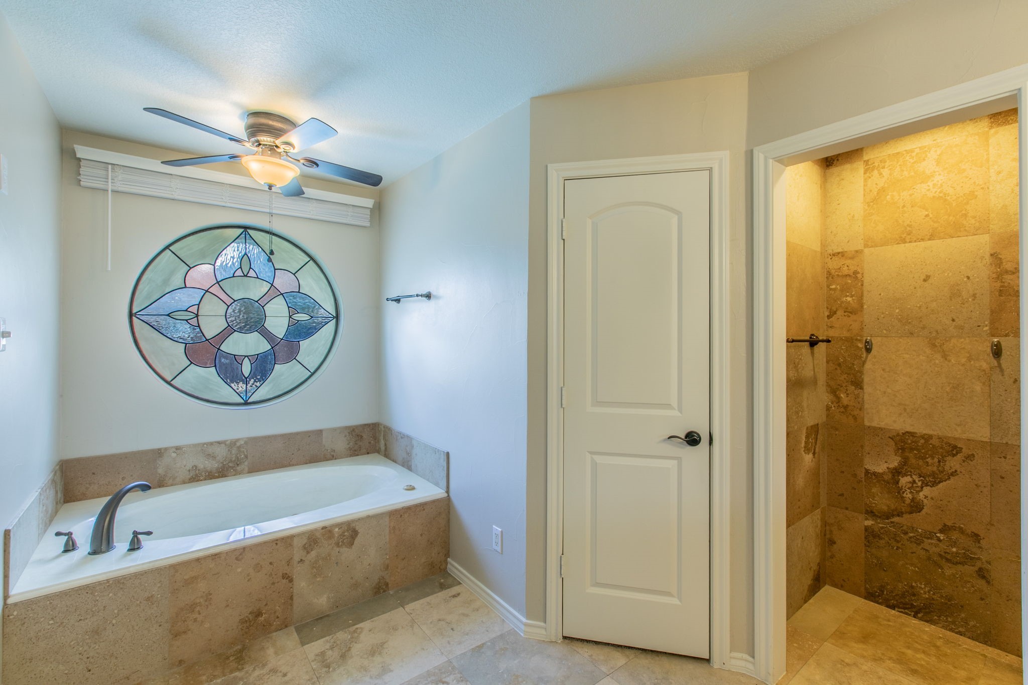 1925 Glenbrook Court Bedford TX 76021
