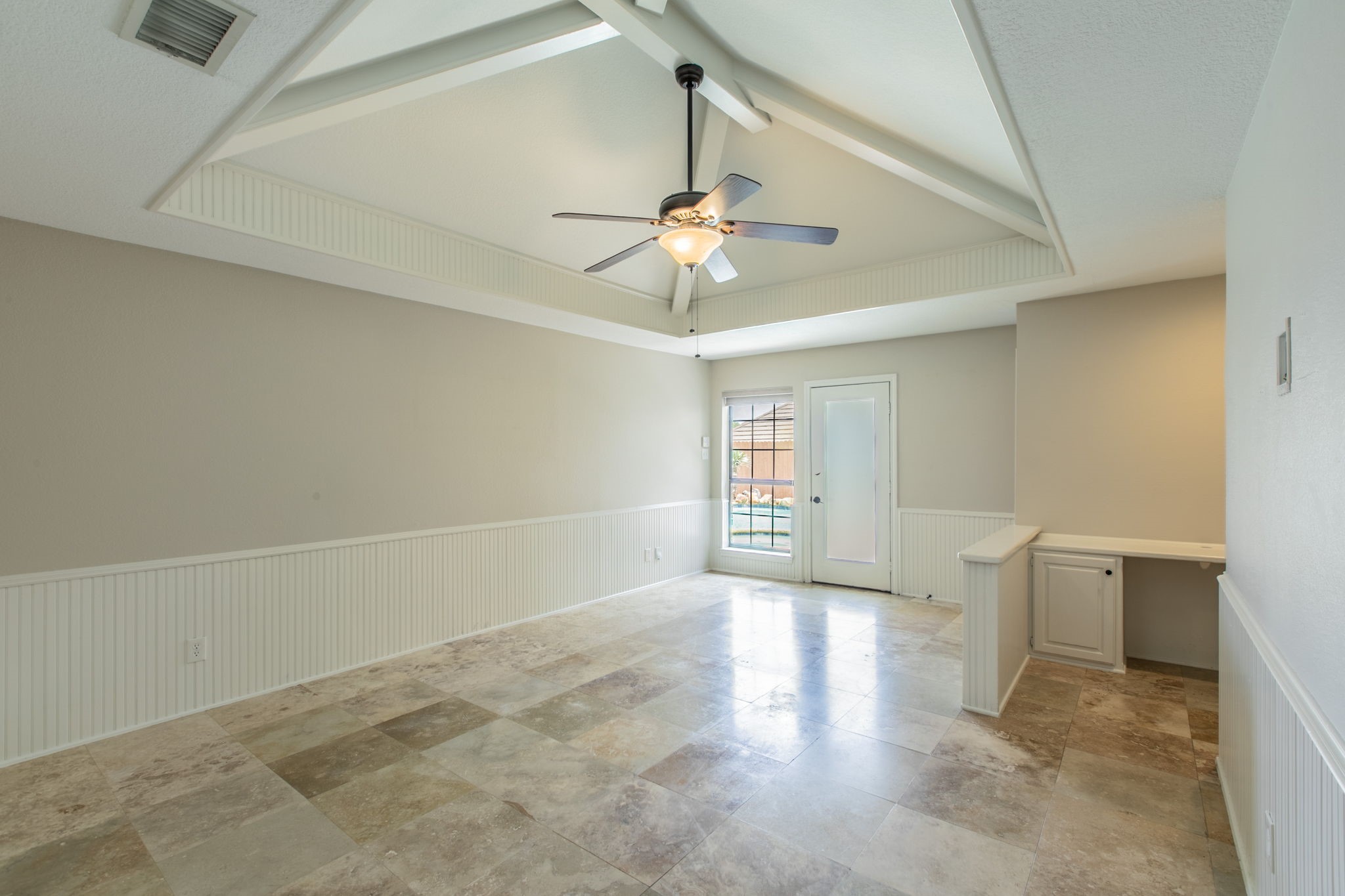 1925 Glenbrook Court Bedford TX 76021