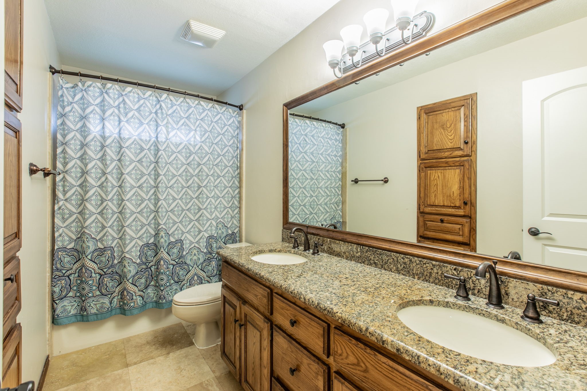 1925 Glenbrook Court Bedford TX 76021