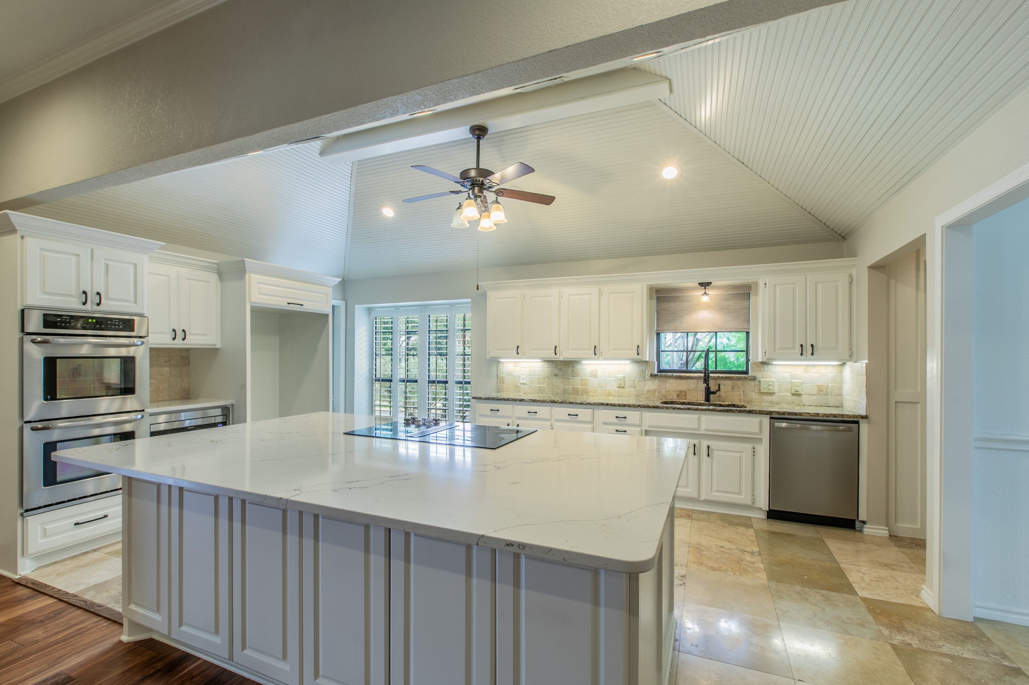 1925 Glenbrook Court Bedford TX 76021