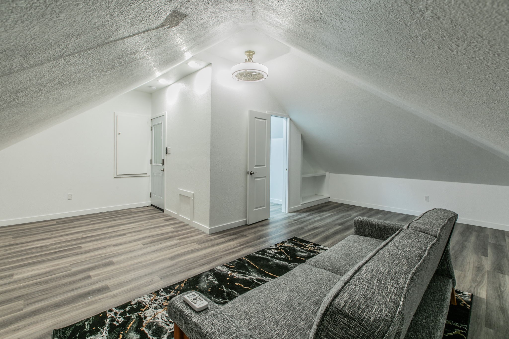1925 Glenbrook Court Bedford TX 76021
