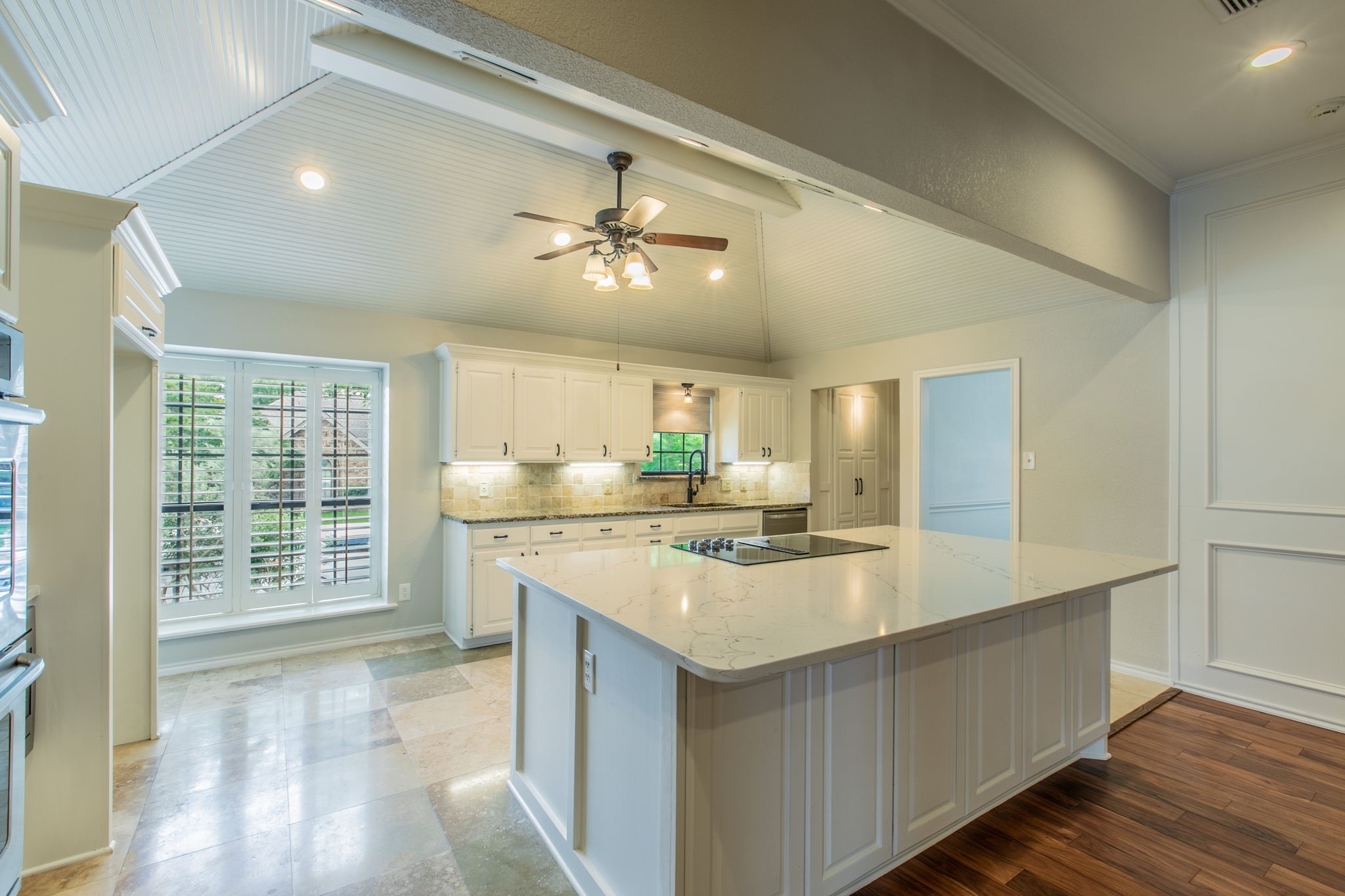 1925 Glenbrook Court Bedford TX 76021