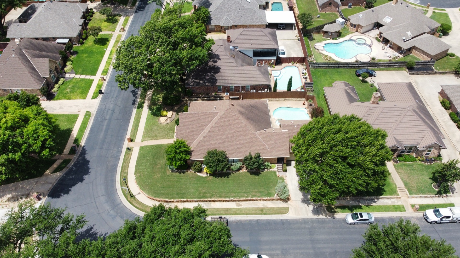 1925 Glenbrook Court Bedford TX 76021