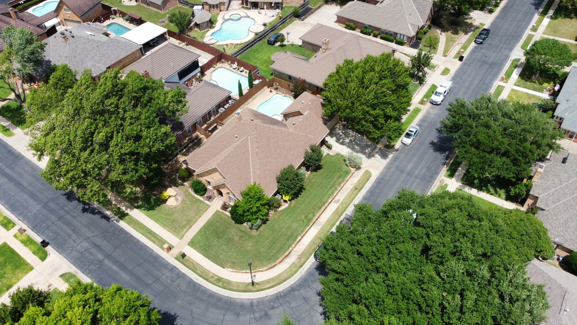 1925 Glenbrook Court Bedford TX 76021