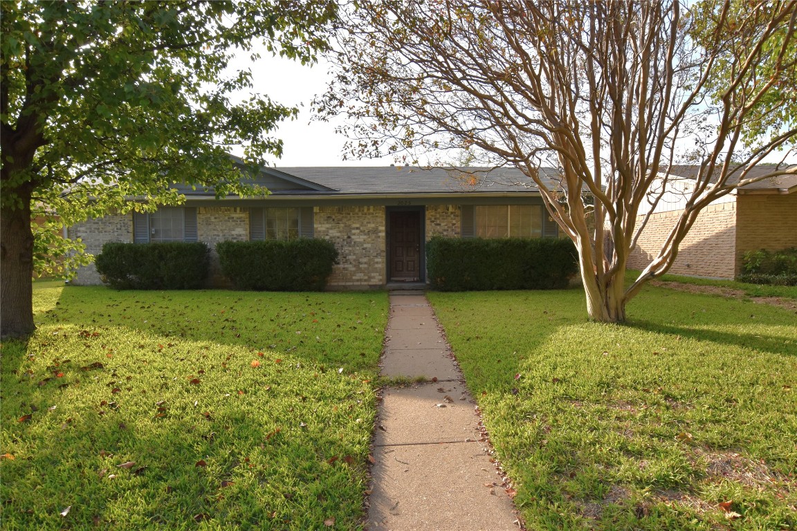 2025 Mill Pond Road Garland TX 75044