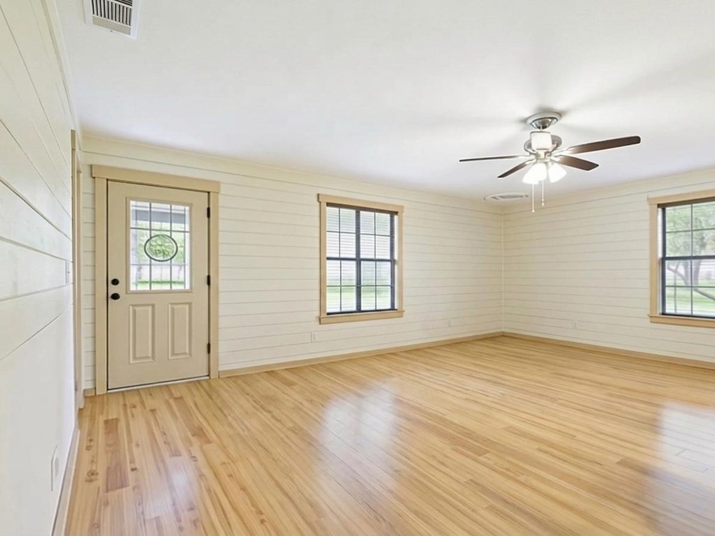 3221 Bandera Street Athens TX 75752