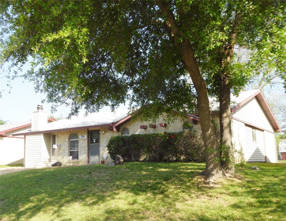 1106 Cielo Vista Drive Grand Prairie TX 75052
