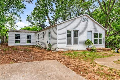910 W Hanna Street Denison TX 75020