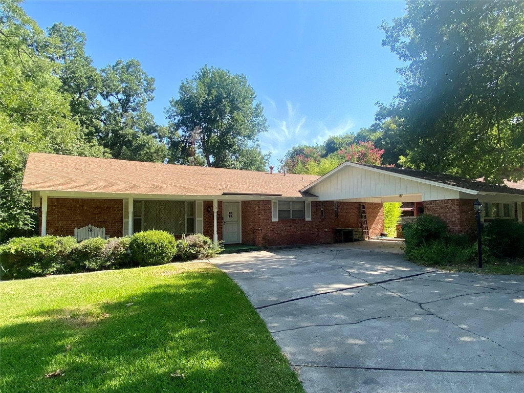 111 W Tennie Street Gainesville TX 76240
