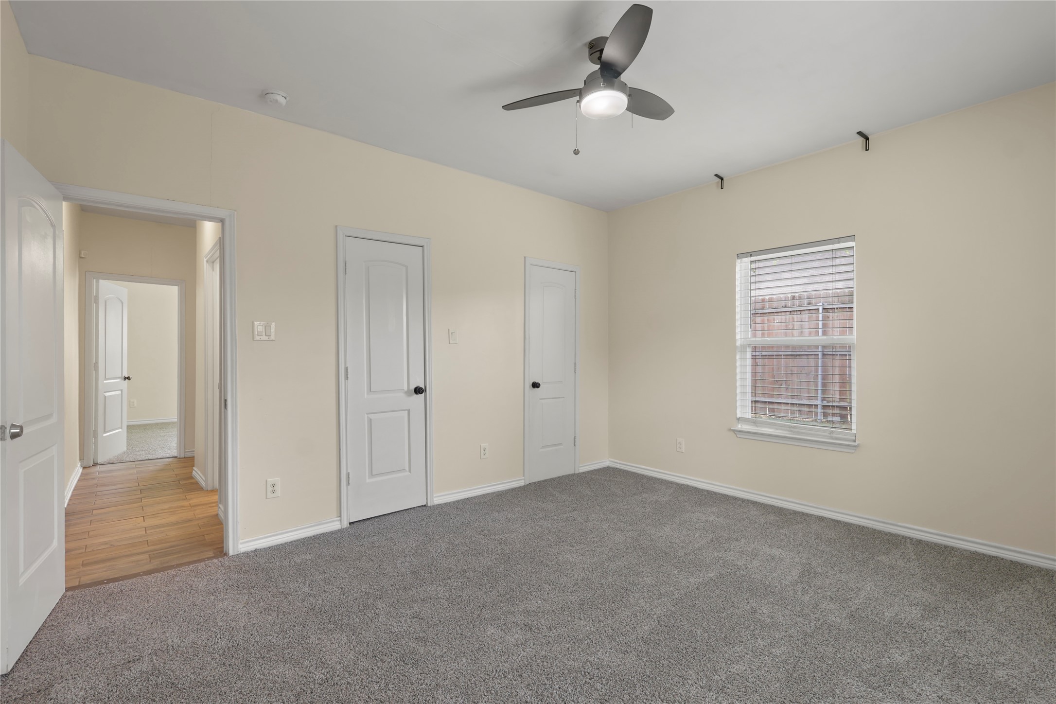 836 W 8th Street Dallas TX 75208